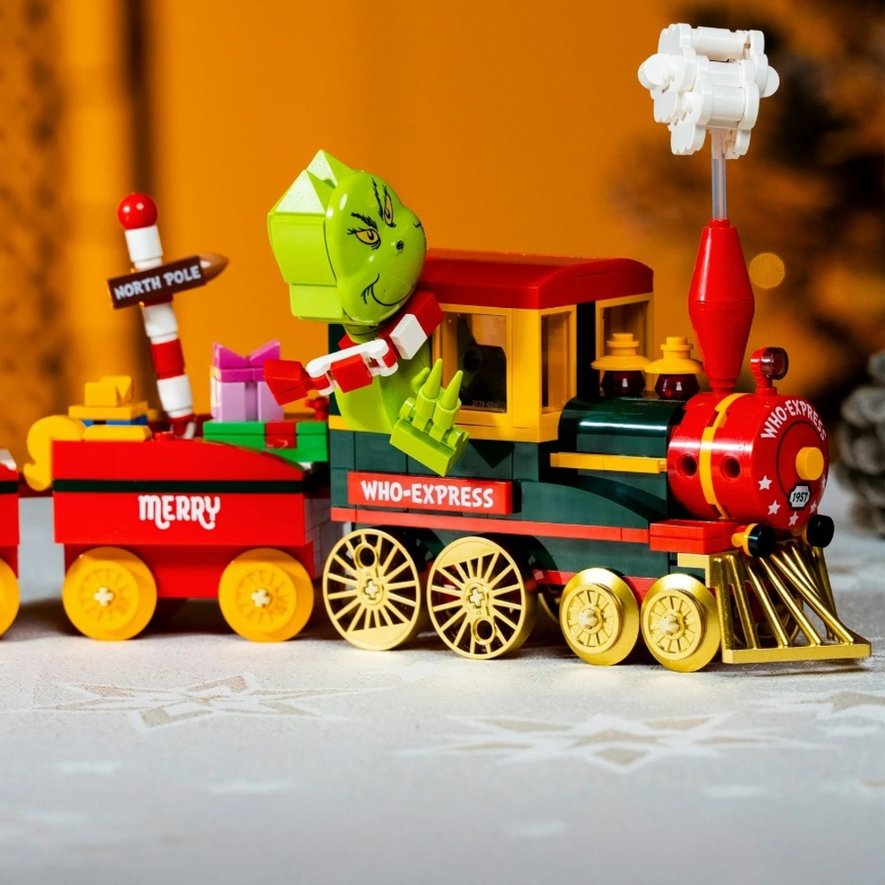 Dr. Seuss GRINCH The Grinch Who-Express Train Building Set 527 PCS Brickcraft - Picture 2 of 6